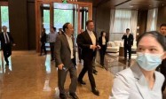 马斯克与动力电池龙头宁德时代董事长会面，疑是洽谈合作建立新电池工厂