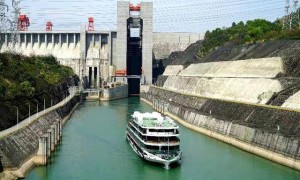 电动长江放大招，瞄准万艘船绿色电动化湖北出台16条措施，上海将汇聚中外交流