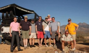 伊朗帅哥王子逃到美国成高管，向李总编分享他酸甜苦辣香的人生经历