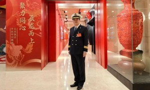 两会上中国远洋海运集团船长倪迪谈甲醇已是重要选择，但诸多问题待解