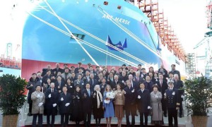 与热门剧繁花中安妮同名，全球首艘大型甲醇燃料船命名交付，将有2场交流