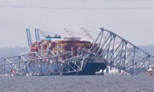 电气原因非船舶燃料致大船撞塌铁桥损失达60亿美元，美国调查新进展